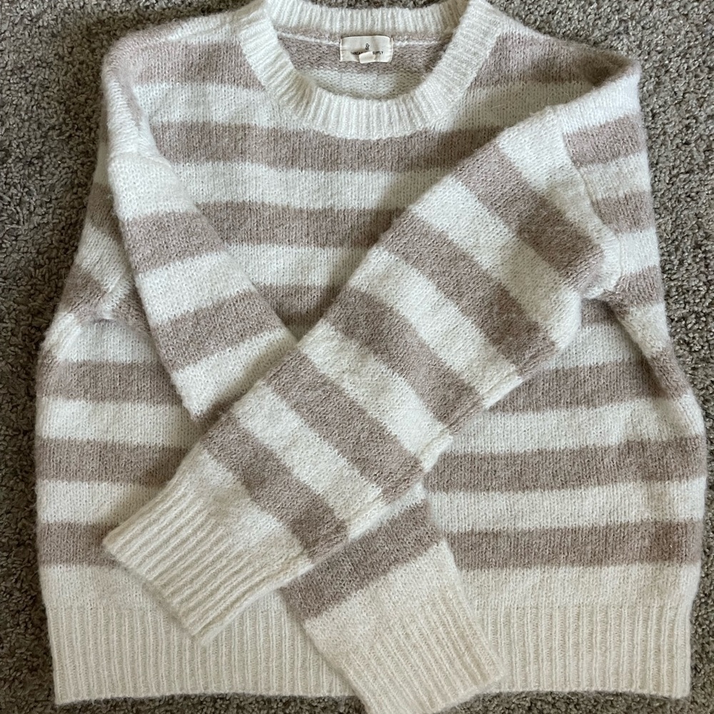 Thread and supply striped Sweater